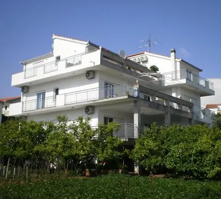 Maslina Apartment *