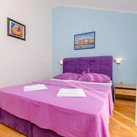 Apartment Maslina Trogir
