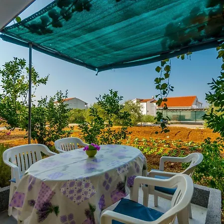 Apartment Maslina Trogir