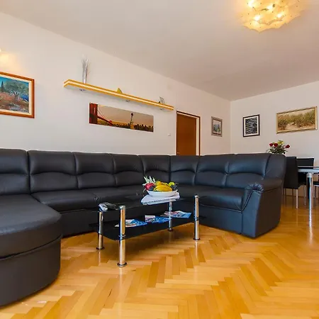 Apartment Maslina Trogir