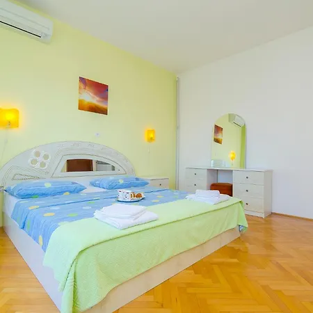 Maslina Apartment *