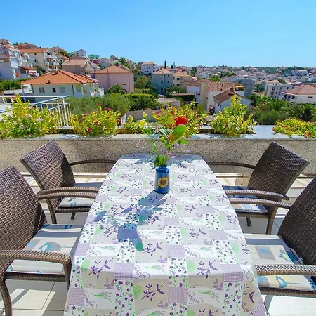 Apartamento Maslina Trogir