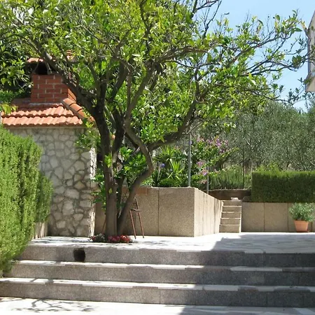 Apartment Maslina Trogir