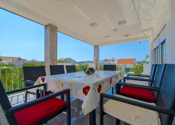 Maslina Lägenhet Trogir