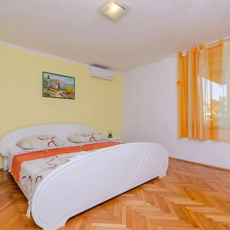 Apartament Maslina